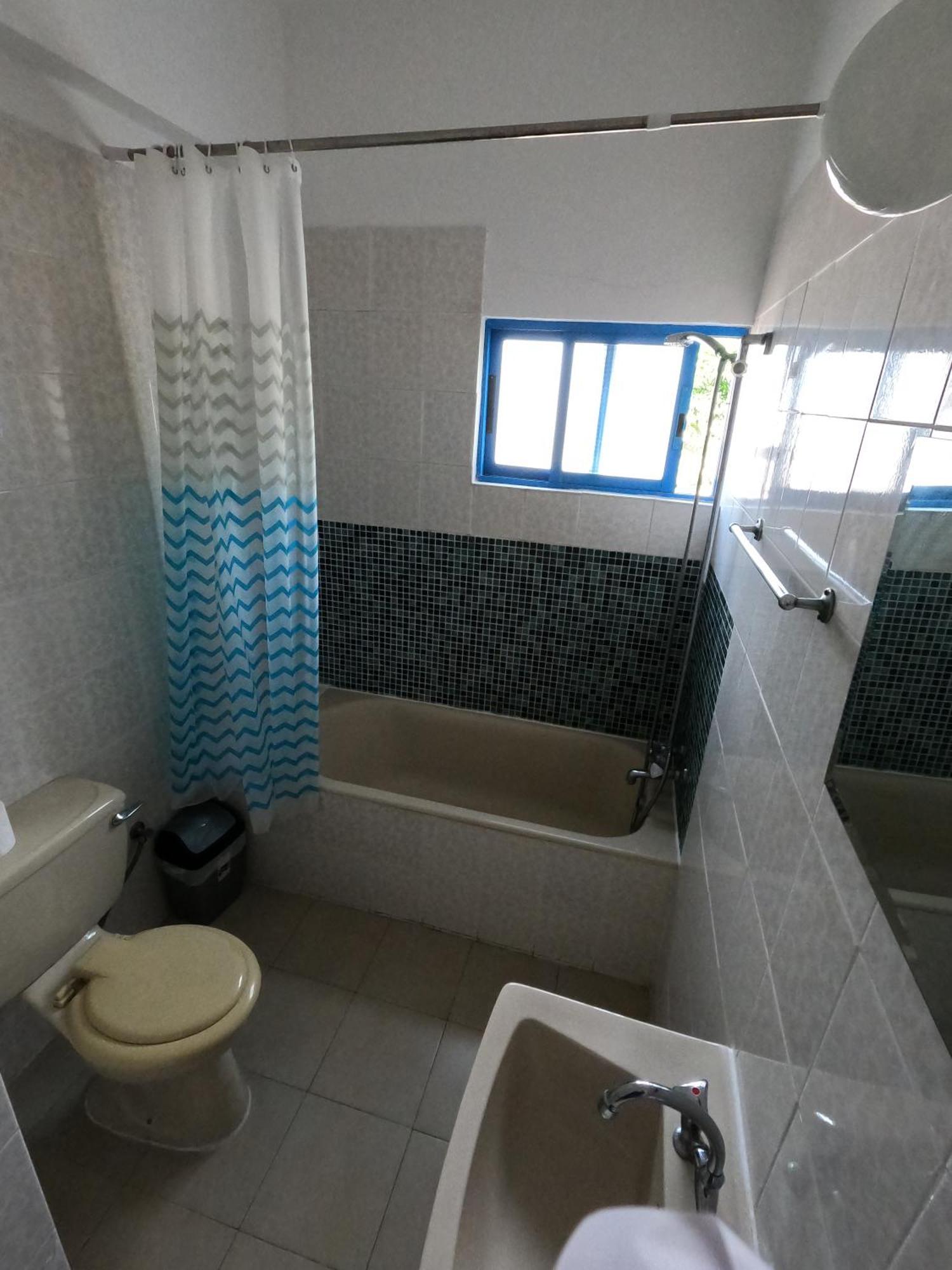 Island Budget Apartments بافوس المظهر الخارجي الصورة